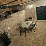 Heritage House Stone Flower * Bibinje
