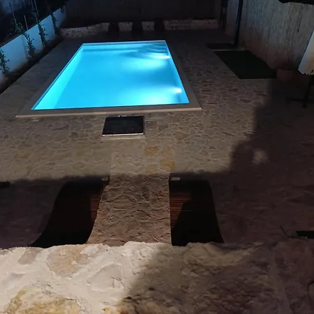 Heritage House Stone Flower With Private Pool * ビビニェ