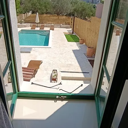 ヴィラ Heritage House Stone Flower With Private Pool