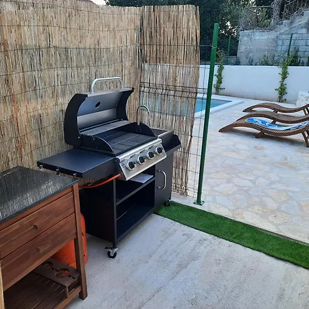 Heritage House Stone Flower With Private Pool ビビニェ