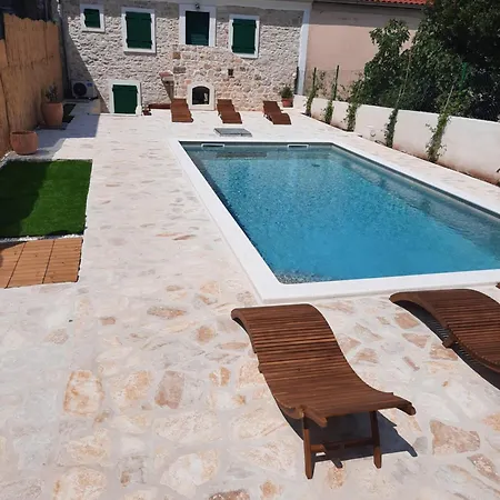 Heritage House Stone Flower With Private Pool Βίλα Bibinje